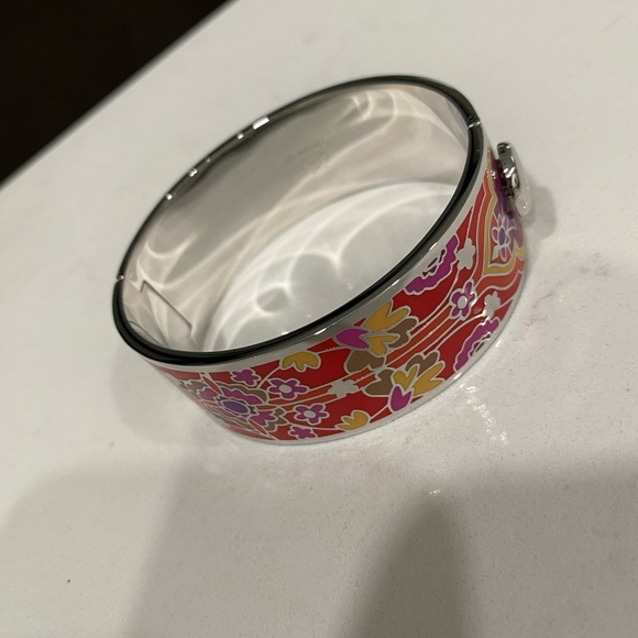 Johnny Was Red Saba Hinged Bracelet - Picture 4 of 9